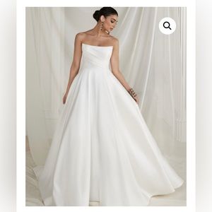 Justin Alexander wedding dress style 88261